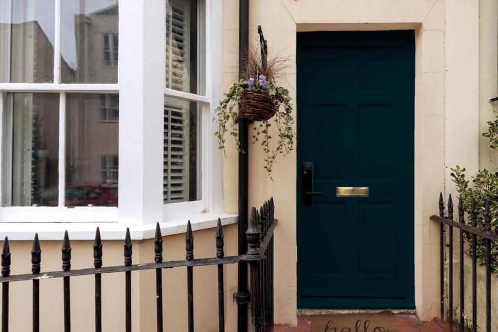 Regency Grade II Listed Townhouse By Centre And Beach Brighton Ngoại thất bức ảnh
